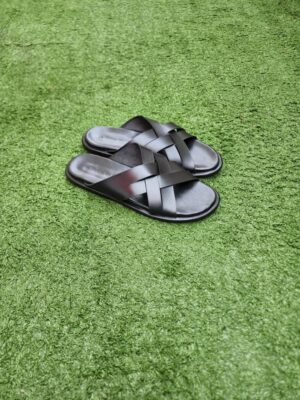 Top 25 Latest Palm Slippers for Guys 2023 in Nigeria